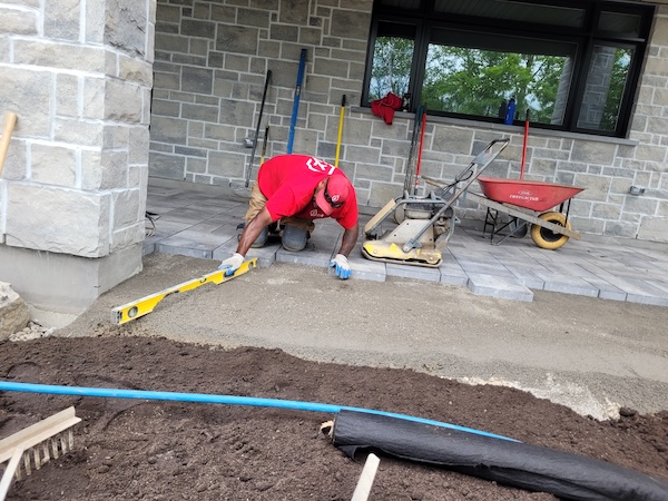 Aménagement de pavé uni par CHN Paysagiste